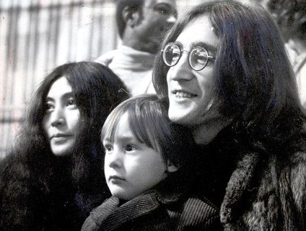 Terungkap, John Lennon Selingkuhi Istri & Gemar Pukuli Anak